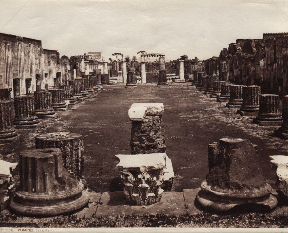 Pompeii: Basilica on Forum